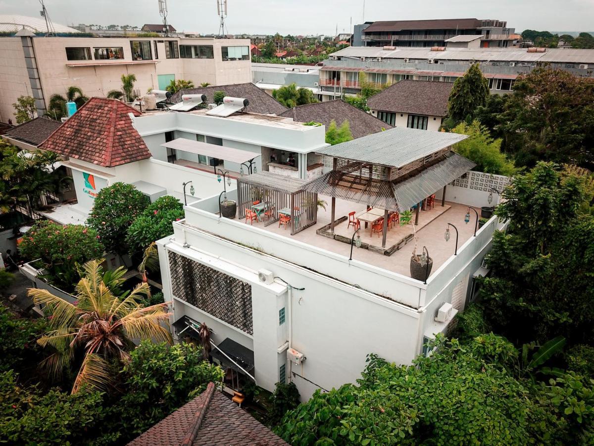 Casa Kayu Aya Hotel Seminyak Kültér fotó